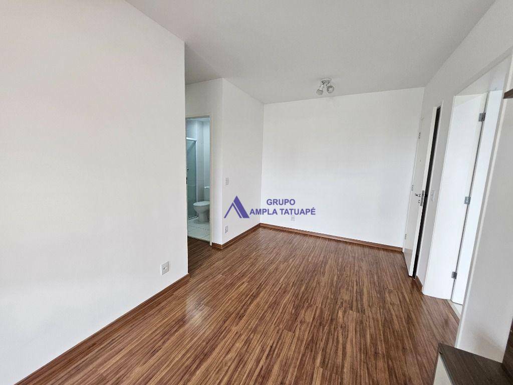Apartamento para alugar com 2 quartos, 63m² - Foto 14