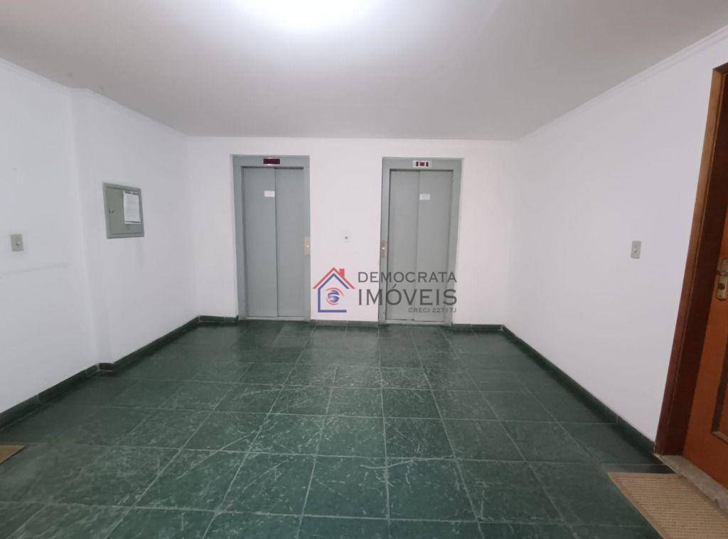 Apartamento à venda com 2 quartos, 62m² - Foto 27