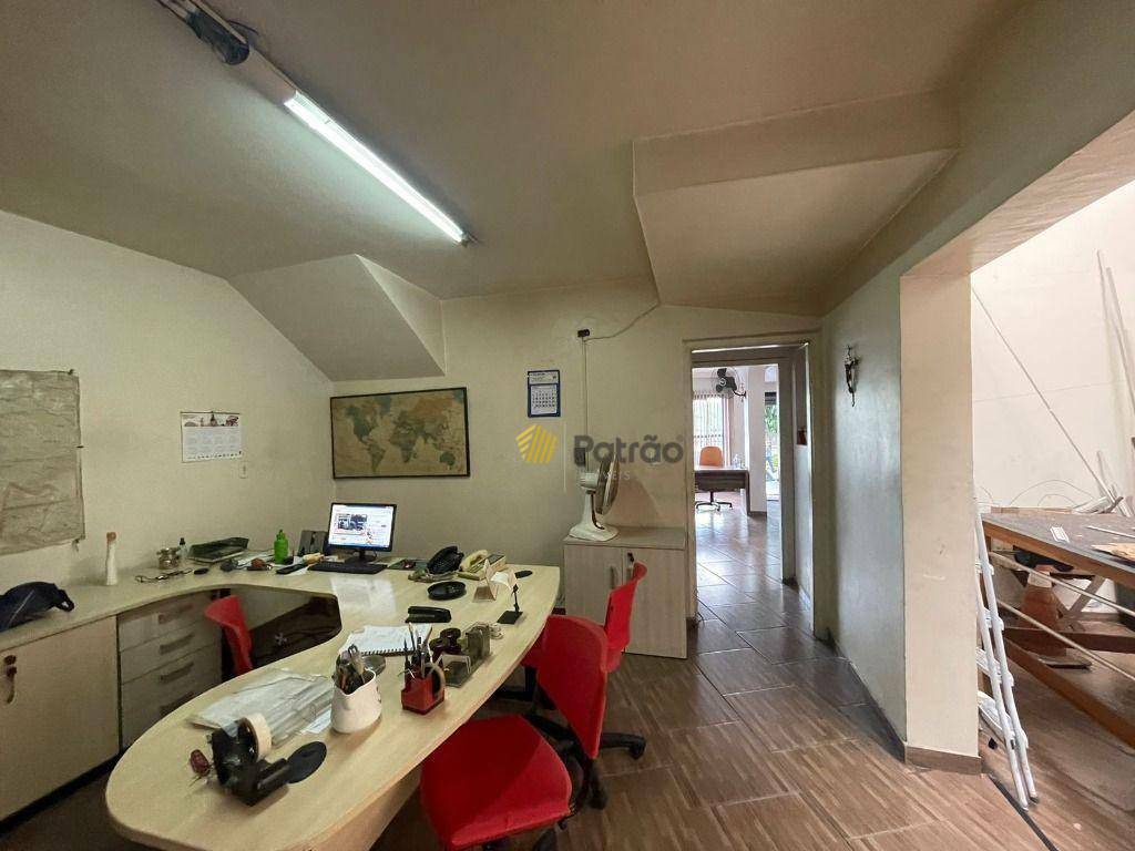 Sobrado à venda com 3 quartos, 195m² - Foto 7