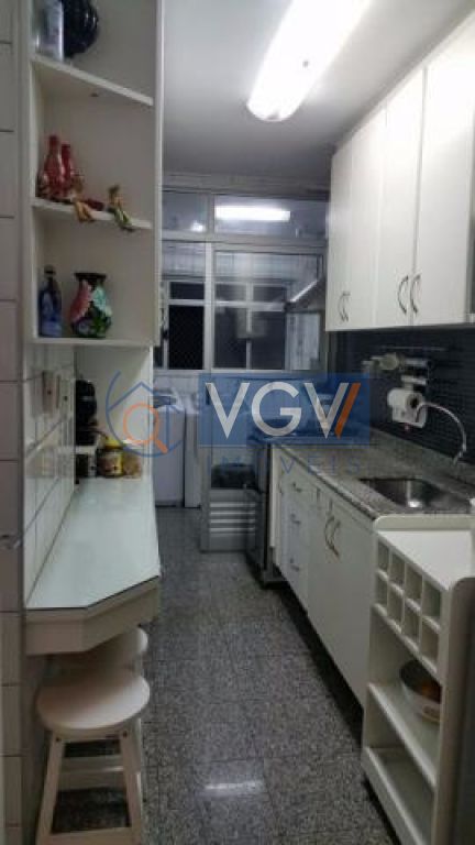 Apartamento à venda com 3 quartos, 82m² - Foto 12