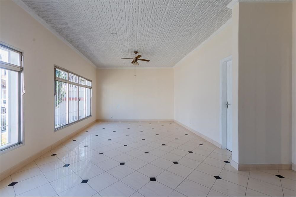 Casa de Condomínio à venda com 3 quartos, 150m² - Foto 9