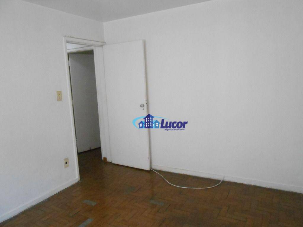 Apartamento para alugar com 2 quartos, 80m² - Foto 12