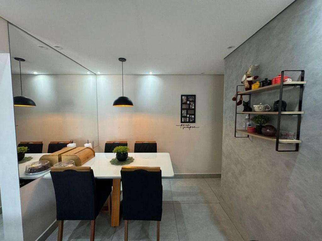 Apartamento à venda com 3 quartos, 70m² - Foto 1