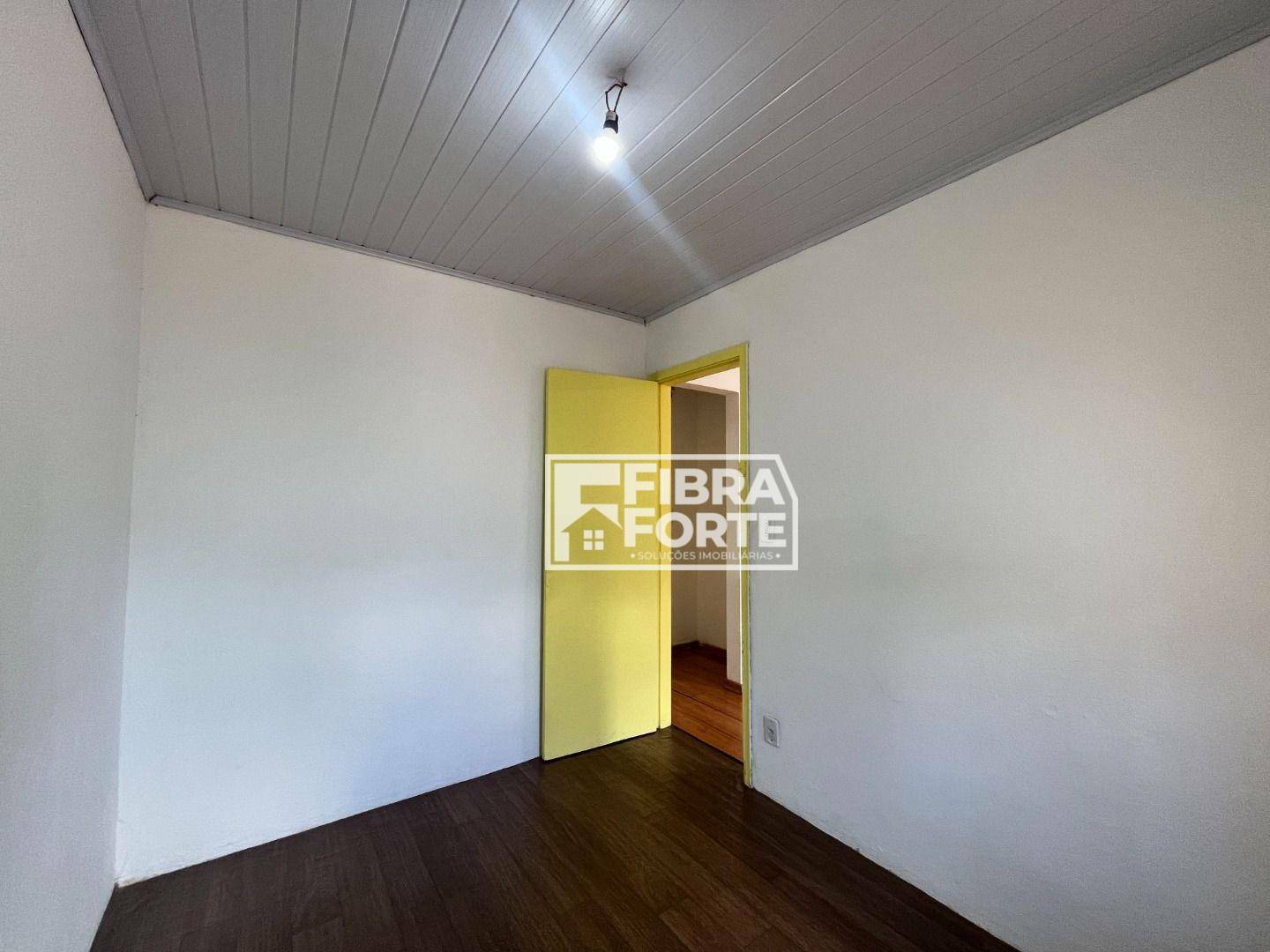 Casa à venda com 3 quartos, 76m² - Foto 9