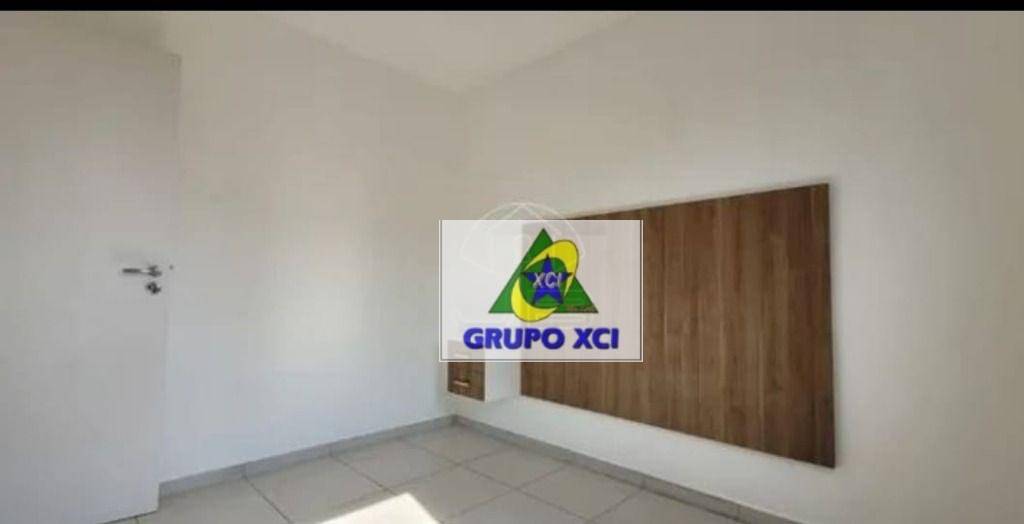 Apartamento à venda com 2 quartos, 49m² - Foto 2