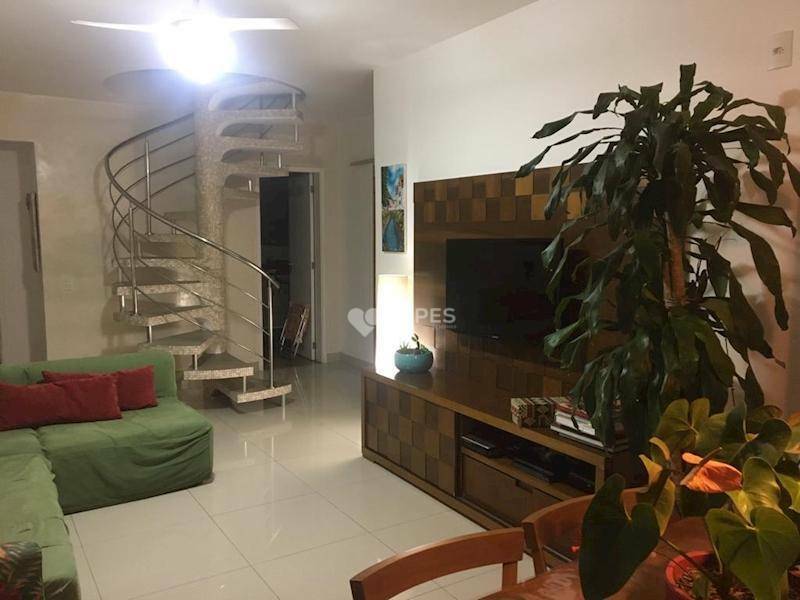 Cobertura à venda com 2 quartos, 160m² - Foto 2