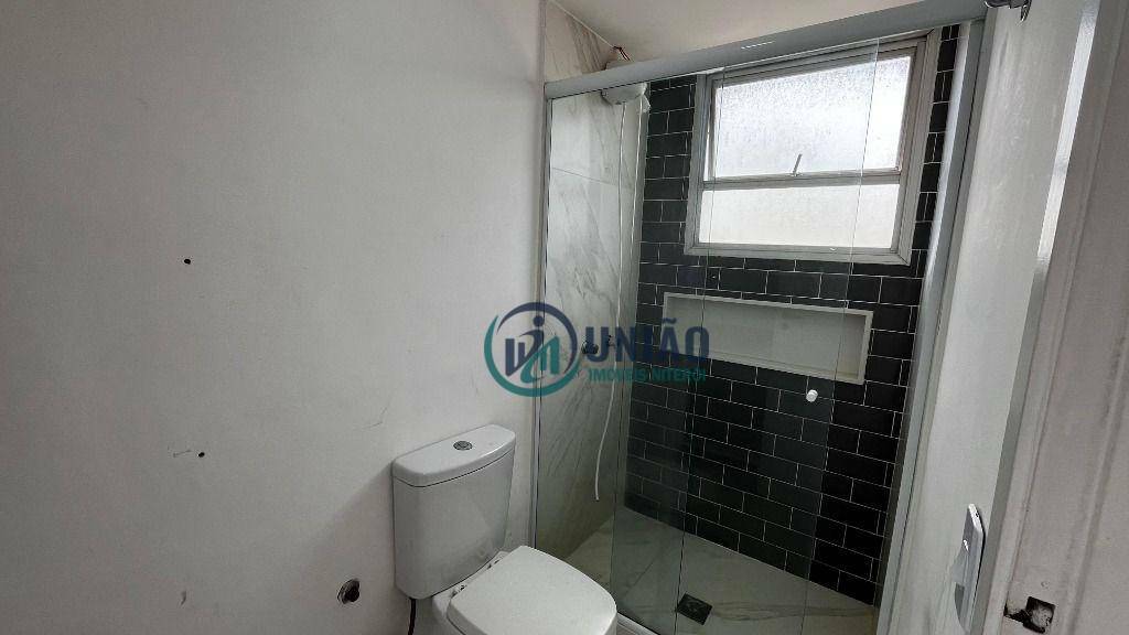 Apartamento à venda com 4 quartos, 140m² - Foto 17