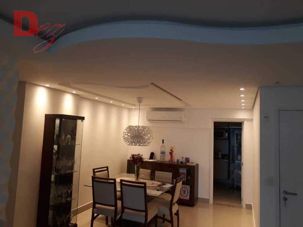 Apartamento à venda com 3 quartos, 163m² - Foto 1