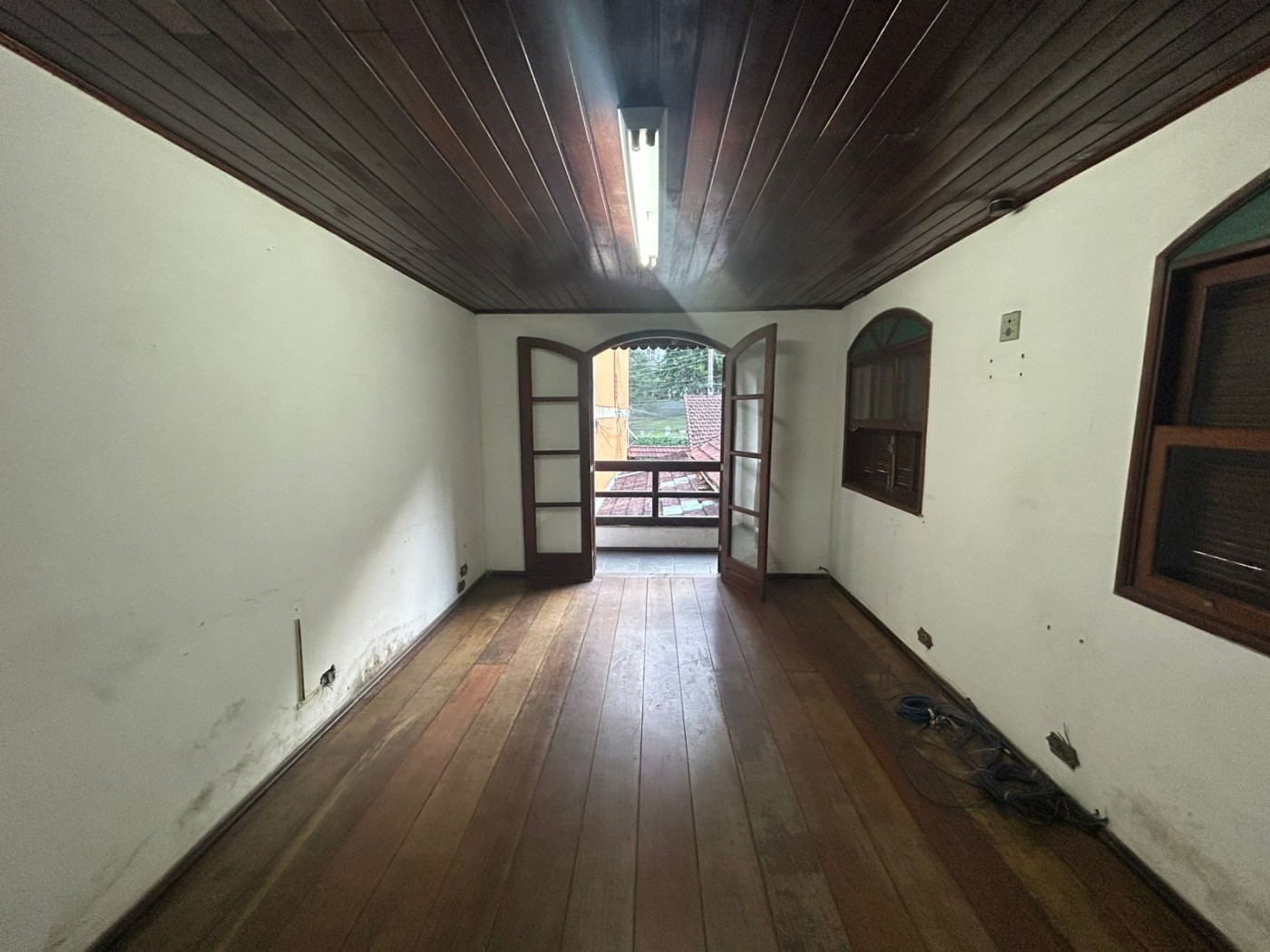 Casa à venda com 3 quartos, 250m² - Foto 26