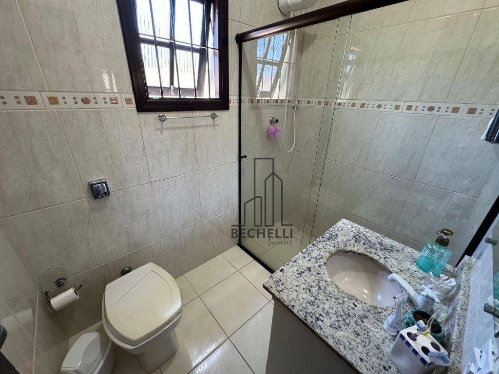 Casa à venda com 3 quartos, 228m² - Foto 27