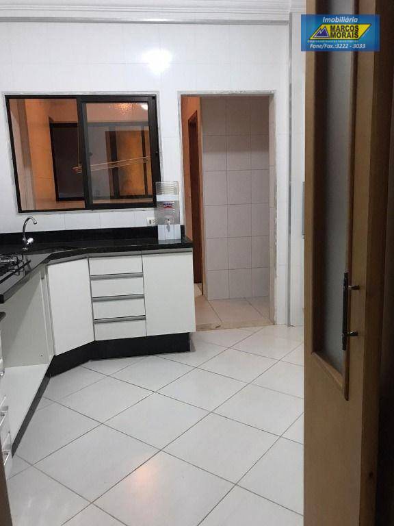 Apartamento para alugar com 3 quartos, 115m² - Foto 15