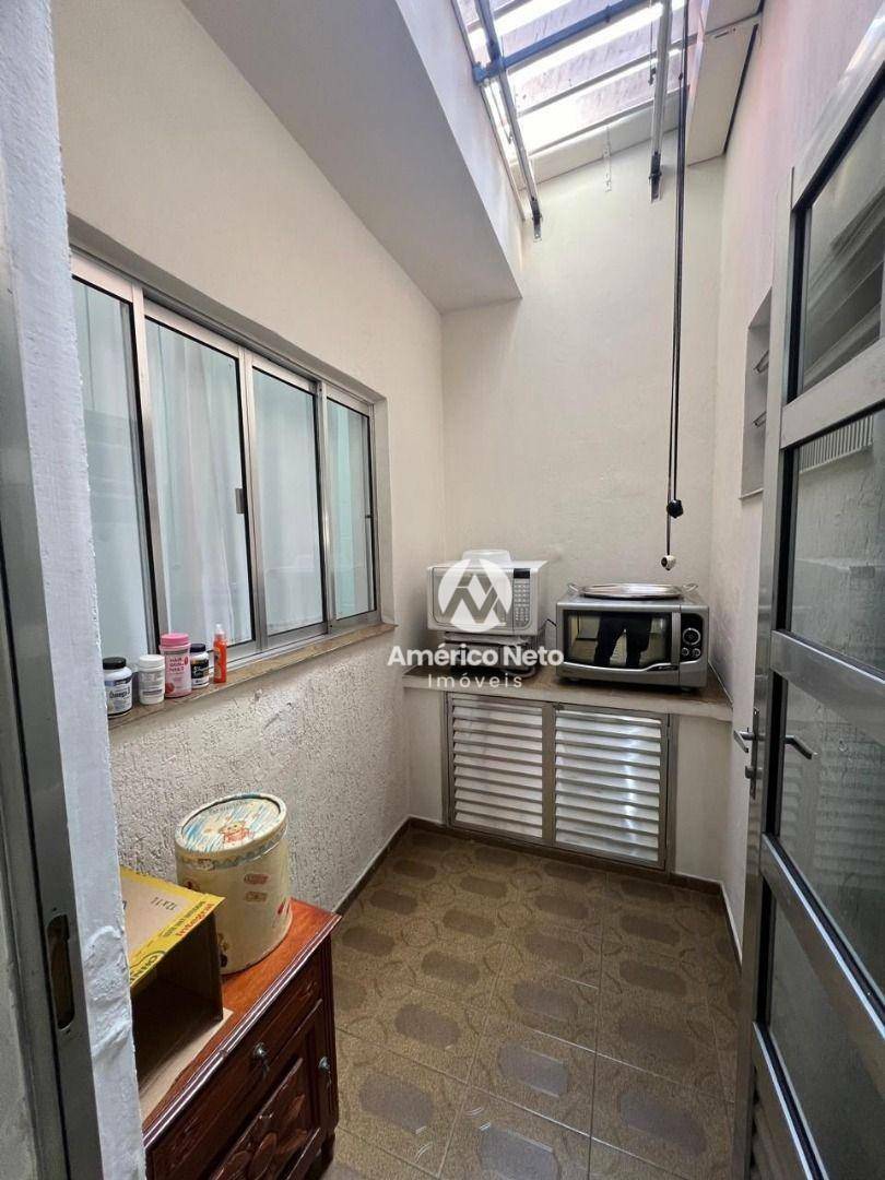 Sobrado à venda com 3 quartos, 280m² - Foto 19