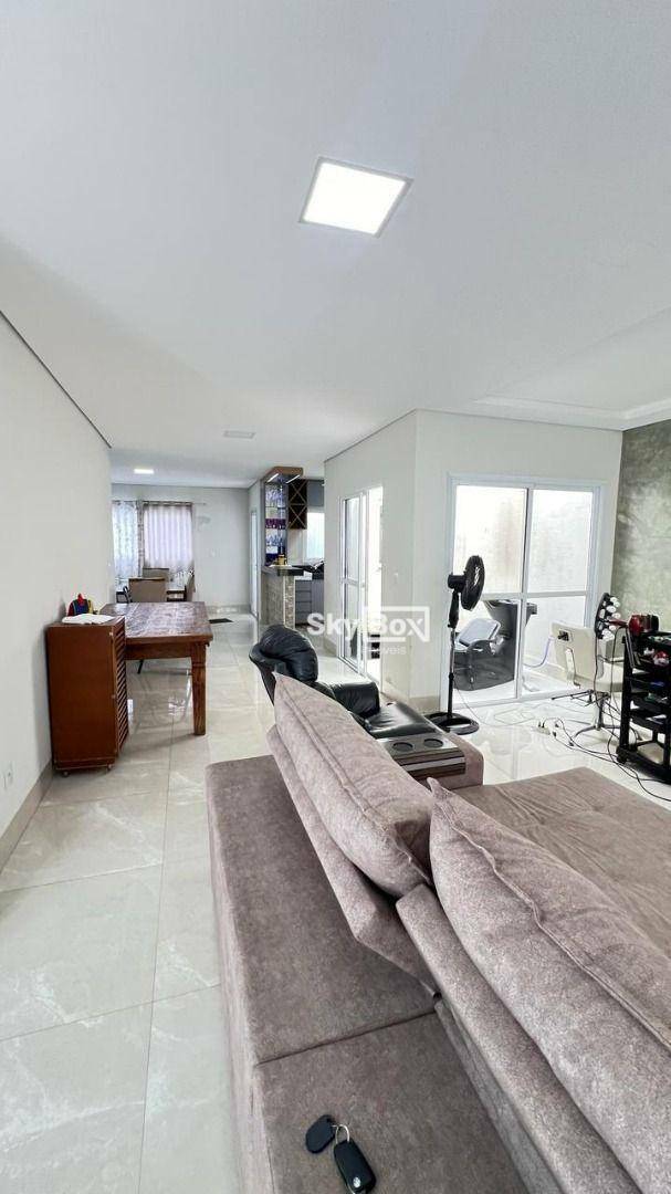 Casa, 3 quartos, 132 m² - Foto 3