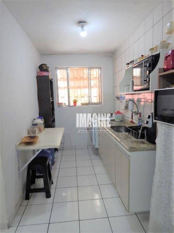 Sobrado à venda com 3 quartos, 100m² - Foto 3