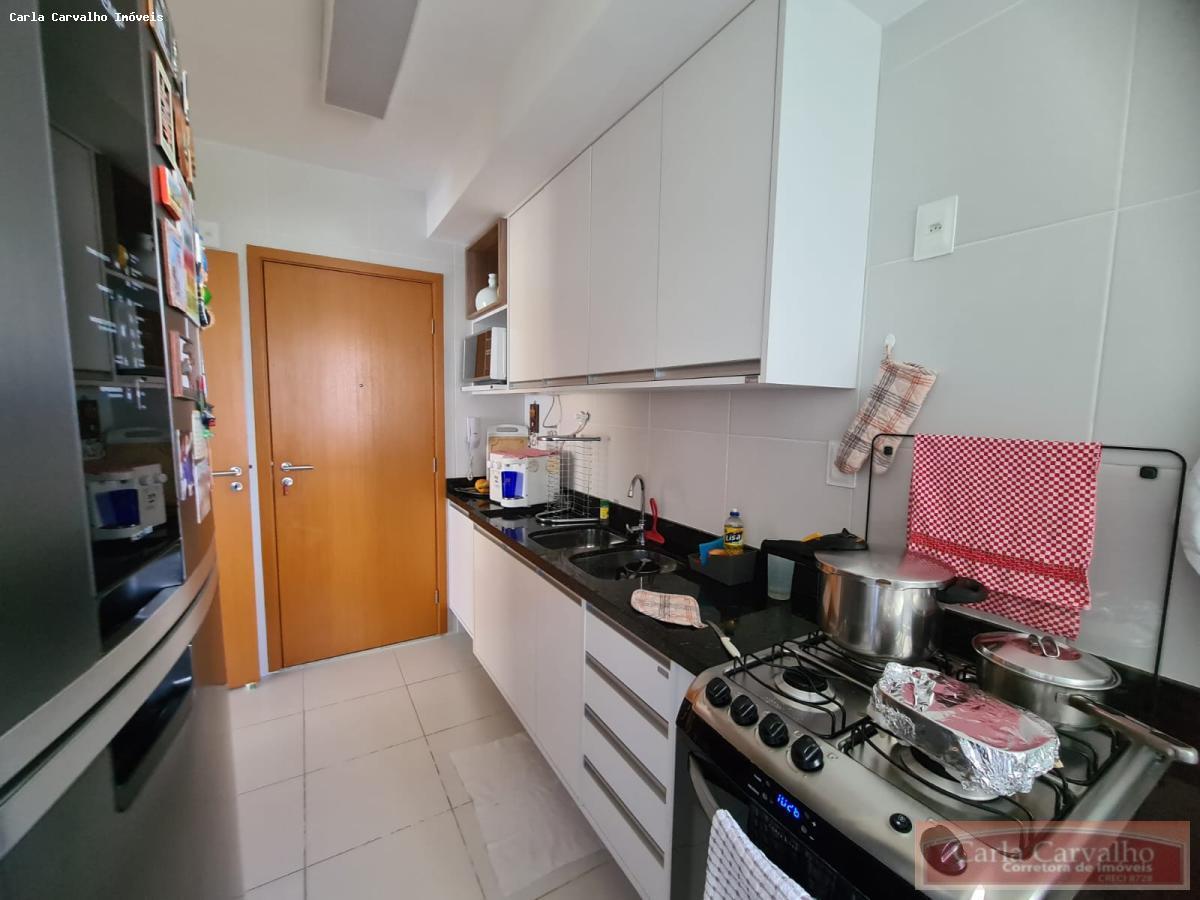 Apartamento à venda com 3 quartos, 103m² - Foto 2