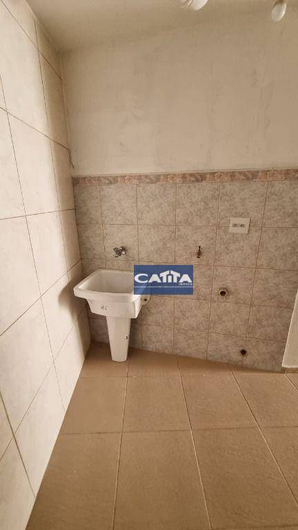 Casa para alugar com 1 quarto, 35m² - Foto 9