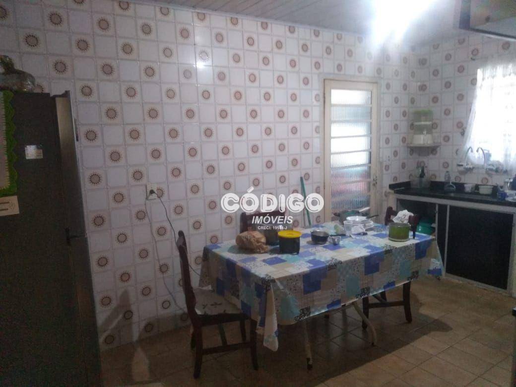 Casa à venda com 3 quartos, 120m² - Foto 7