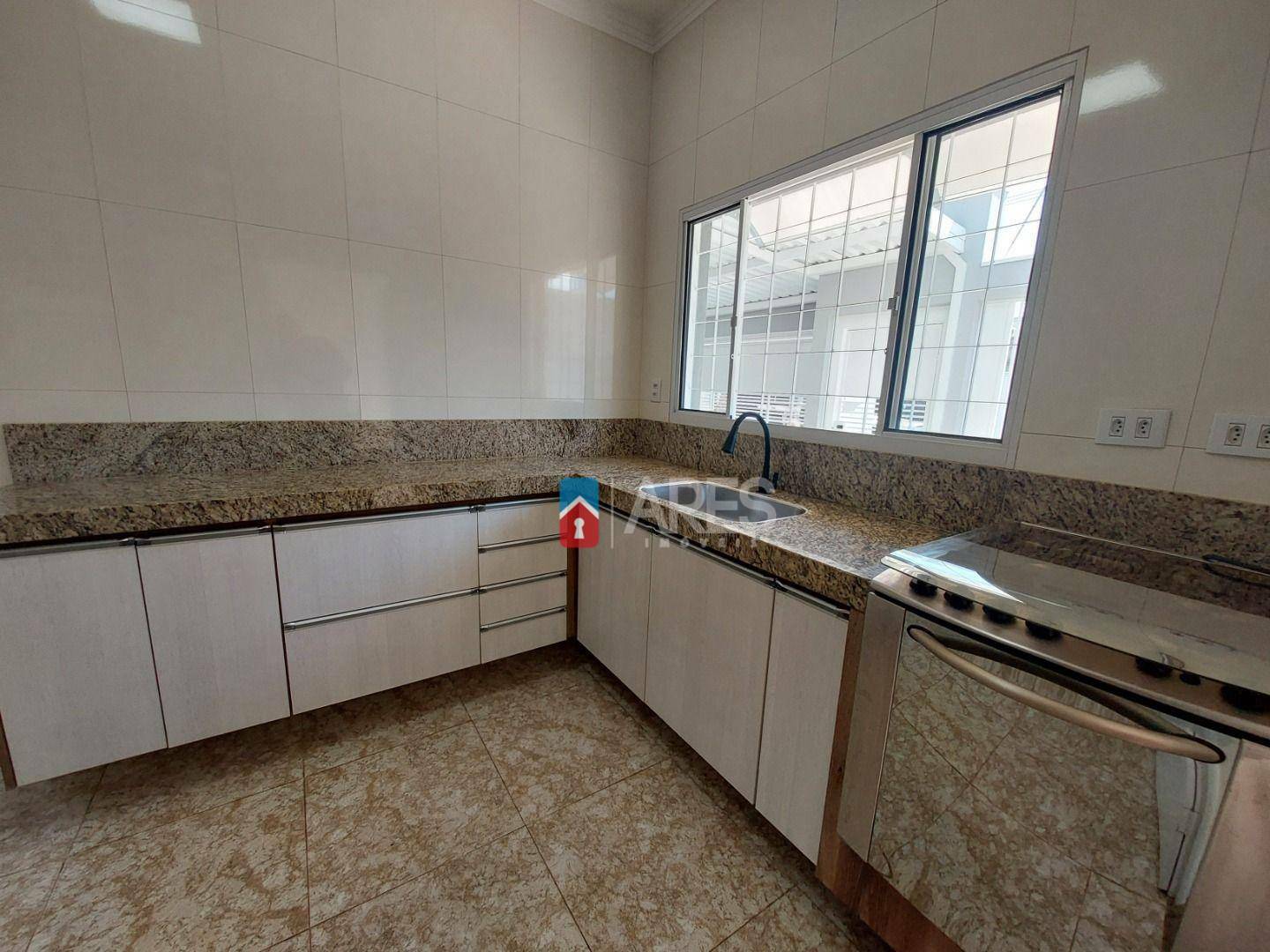 Casa à venda com 3 quartos, 160m² - Foto 8