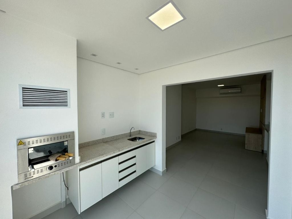 Apartamento para alugar com 3 quartos, 82m² - Foto 3