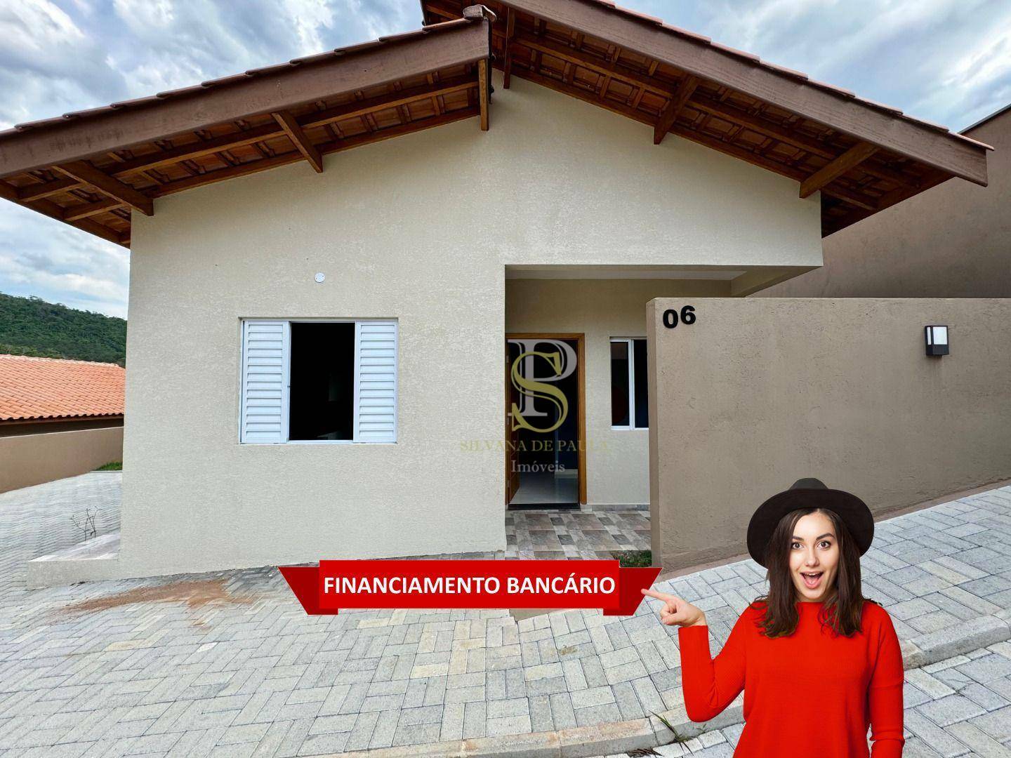 Casa à venda com 2 quartos, 74m² - Foto 1