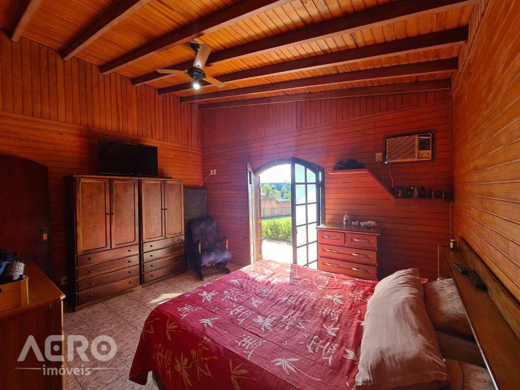 Chácara à venda com 3 quartos, 300m² - Foto 5