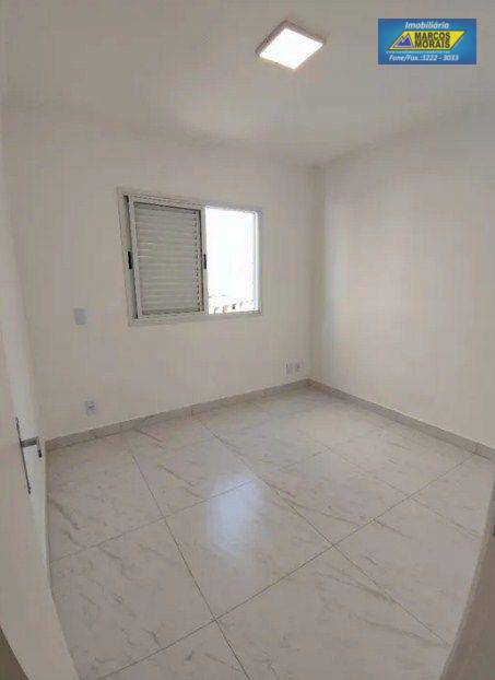 Apartamento à venda com 2 quartos, 69m² - Foto 2