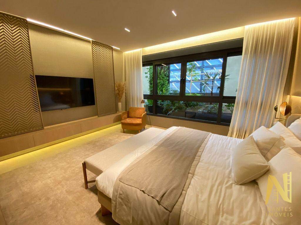 Apartamento à venda com 4 quartos, 346m² - Foto 27