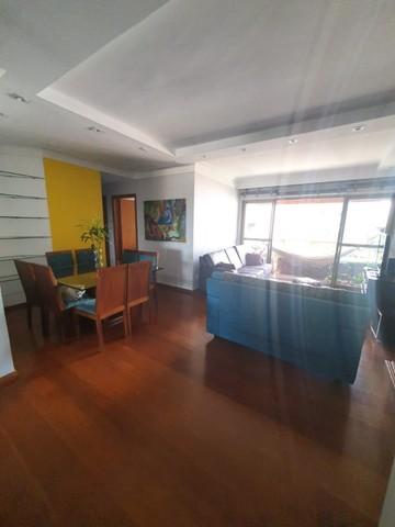 Apartamento à venda com 3 quartos, 117m² - Foto 1