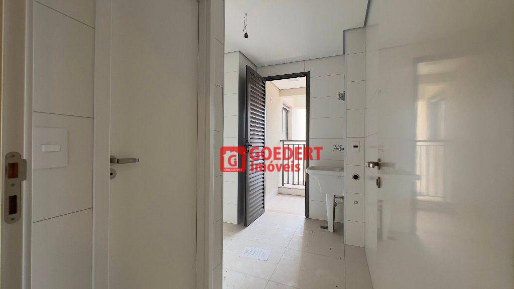 Apartamento à venda com 3 quartos, 150m² - Foto 34