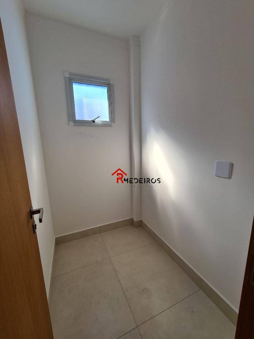 Apartamento à venda com 2 quartos, 103m² - Foto 2