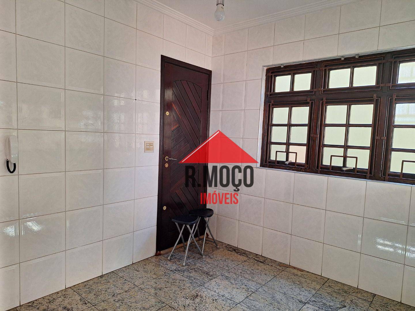 Sobrado à venda com 3 quartos, 220m² - Foto 43