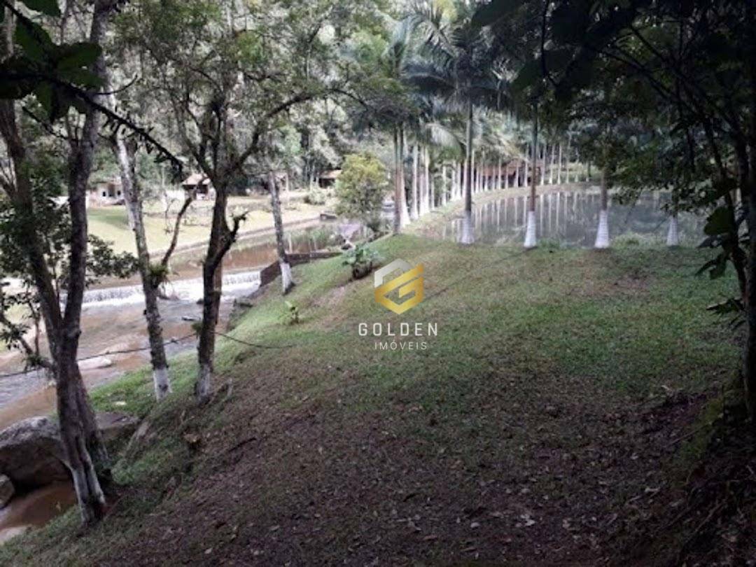 Sítio à venda com 5 quartos, 300m² - Foto 27