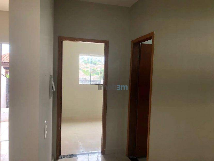 Casa à venda com 2 quartos, 80m² - Foto 7