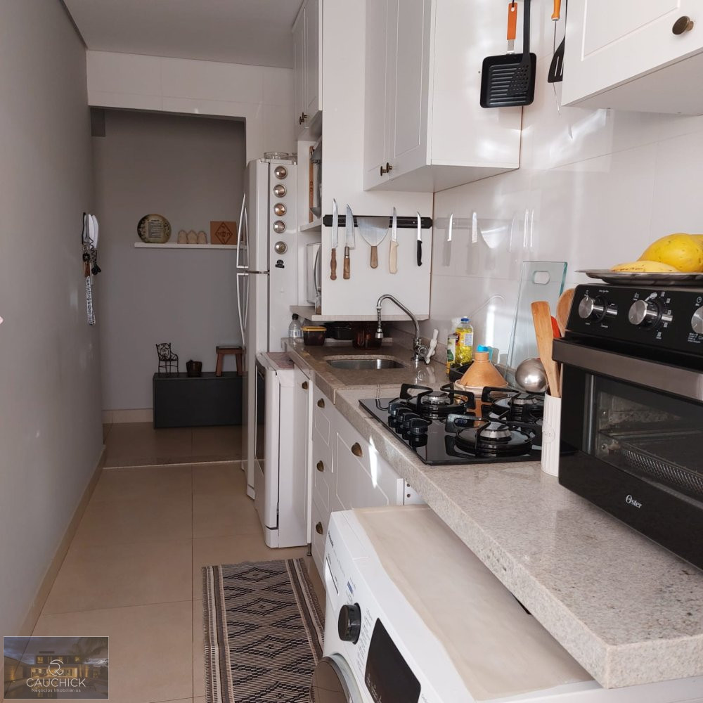 Apartamento à venda com 3 quartos, 85m² - Foto 17