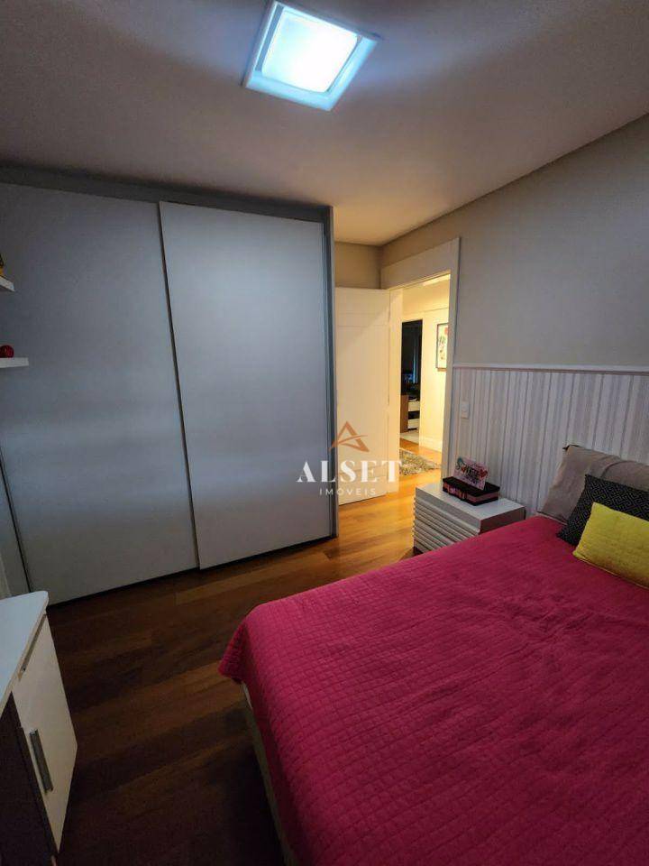 Apartamento à venda com 3 quartos, 156m² - Foto 17