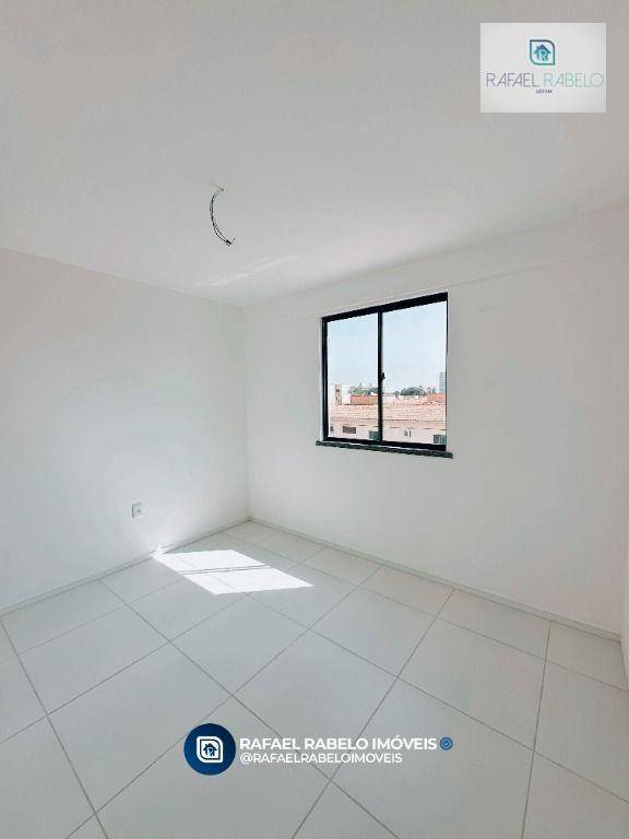 Apartamento à venda com 2 quartos, 50m² - Foto 4