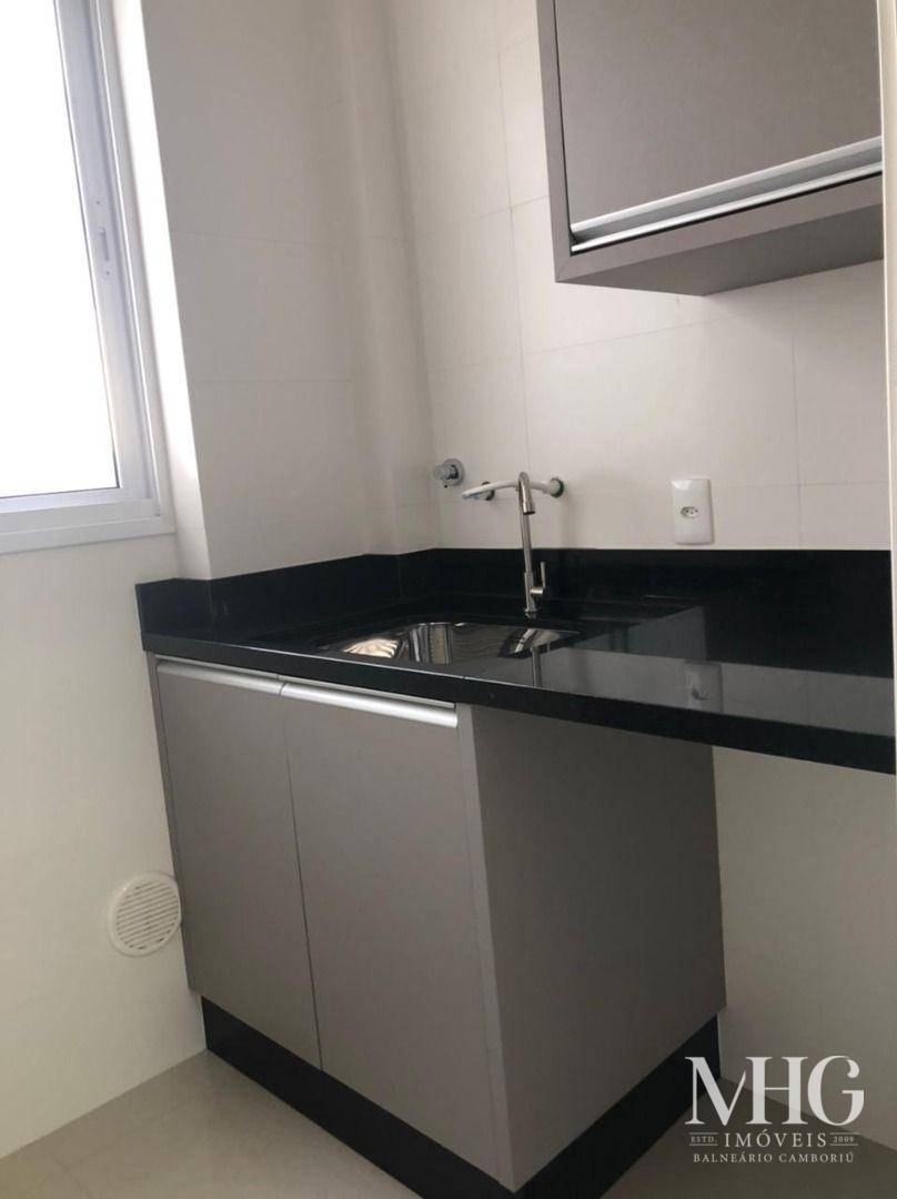 Apartamento à venda com 4 quartos, 237m² - Foto 19