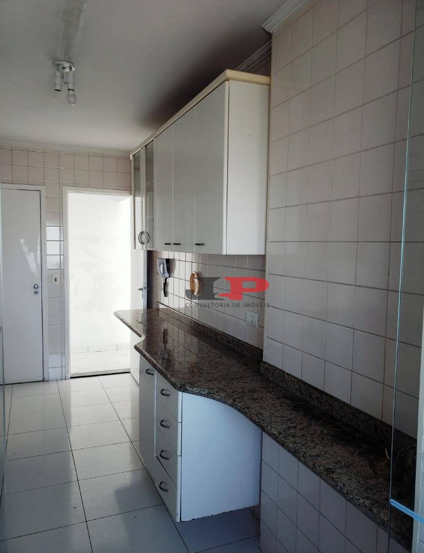 Apartamento à venda com 3 quartos, 82m² - Foto 3