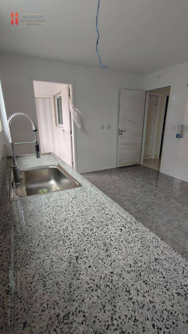 Apartamento à venda com 4 quartos, 227m² - Foto 23