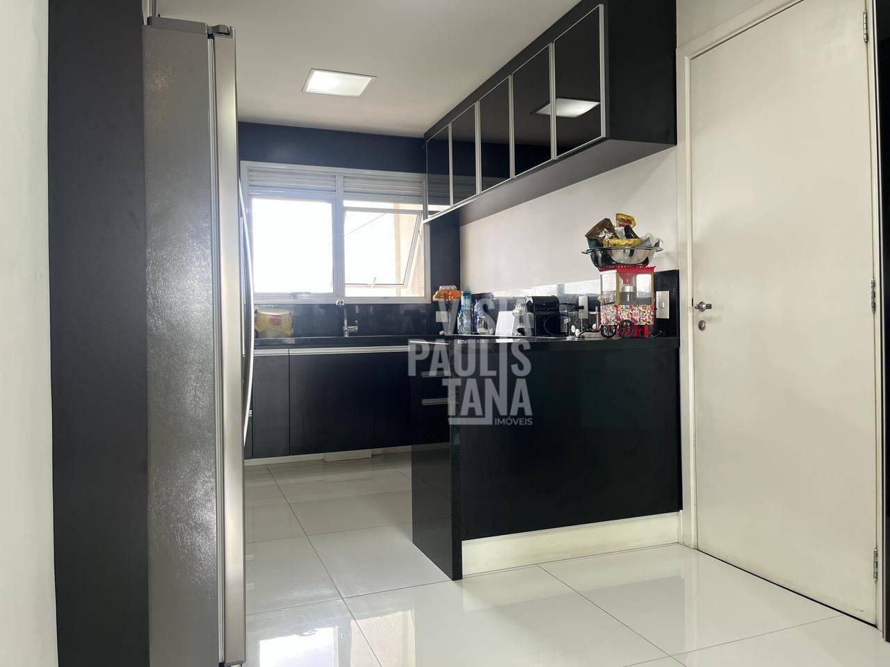 Apartamento à venda e aluguel com 3 quartos, 210m² - Foto 23