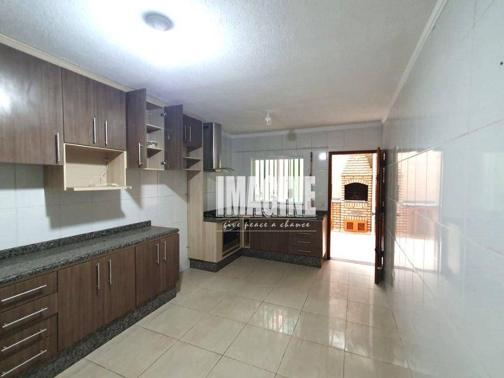 Sobrado à venda com 3 quartos, 142m² - Foto 3