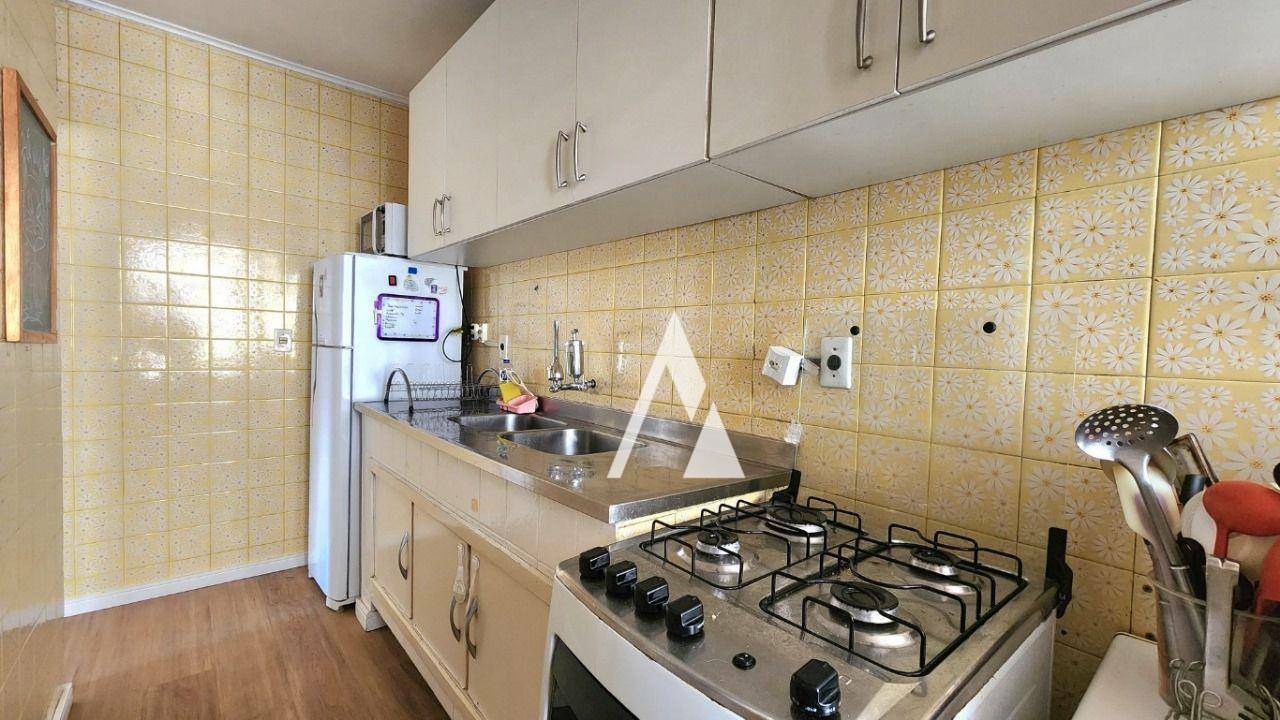 Apartamento à venda com 2 quartos, 68m² - Foto 8