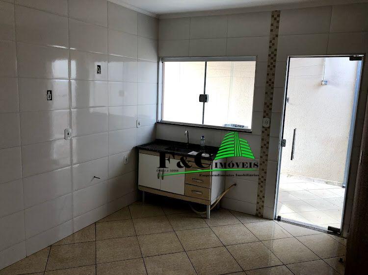 Casa à venda com 3 quartos, 140m² - Foto 8