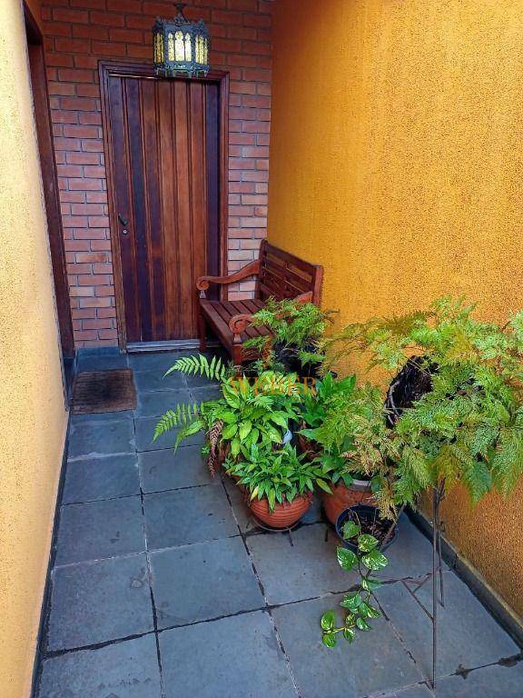 Sobrado à venda com 3 quartos, 129m² - Foto 14