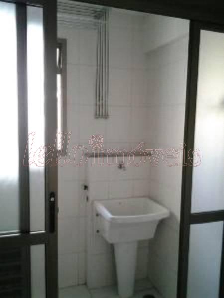 Apartamento para alugar com 3 quartos, 75m² - Foto 11