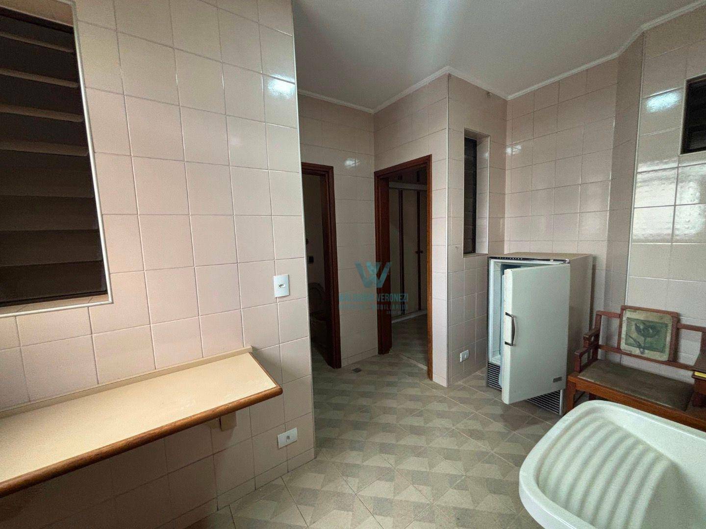 Apartamento à venda com 4 quartos, 282m² - Foto 31