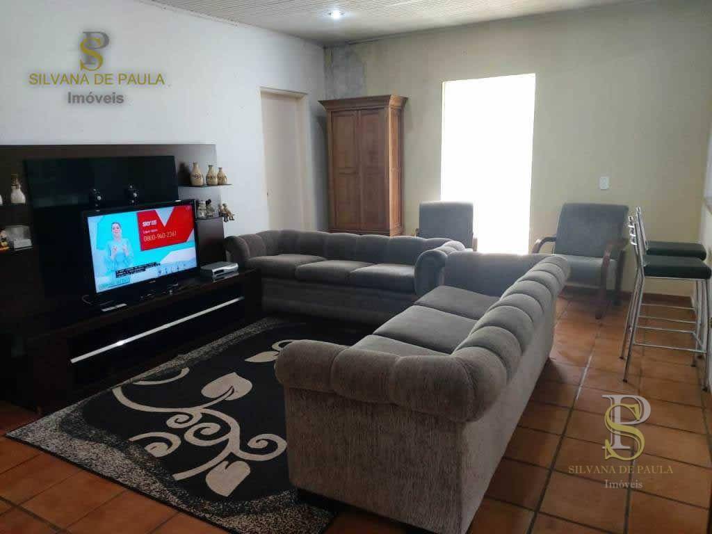 Chácara à venda com 8 quartos, 350m² - Foto 13