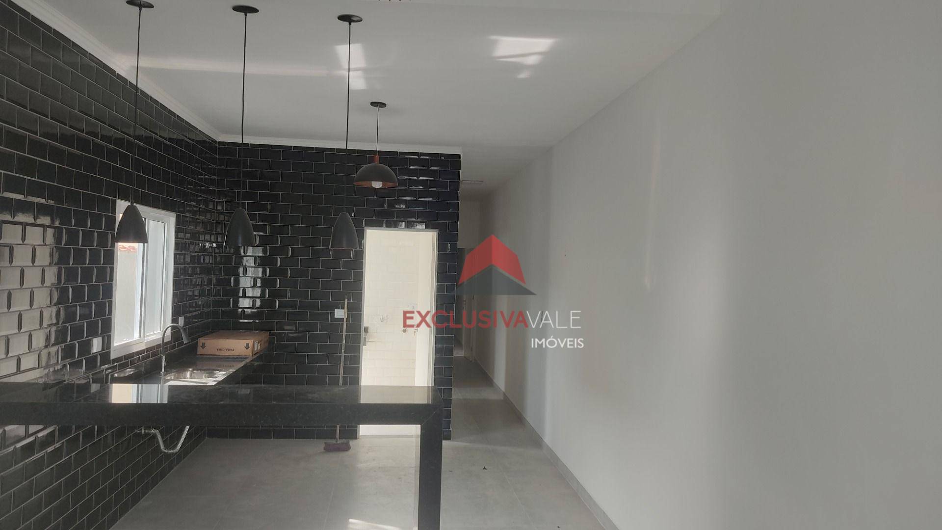 Casa à venda com 2 quartos, 73m² - Foto 4