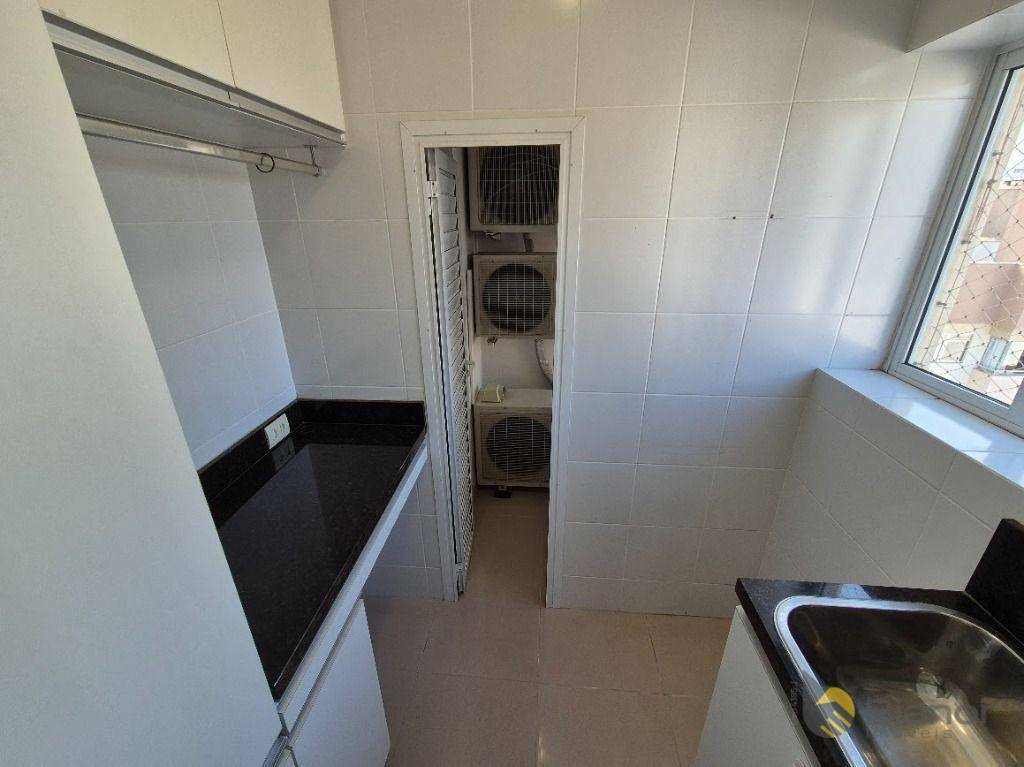 Apartamento para alugar com 2 quartos, 90m² - Foto 10