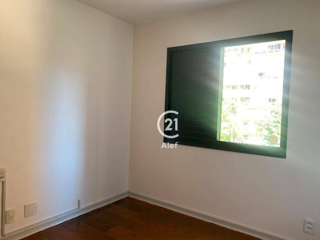 Apartamento para alugar com 2 quartos, 130m² - Foto 16